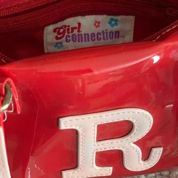 Jazzy Red patent leather purse - Picture 3 of 5